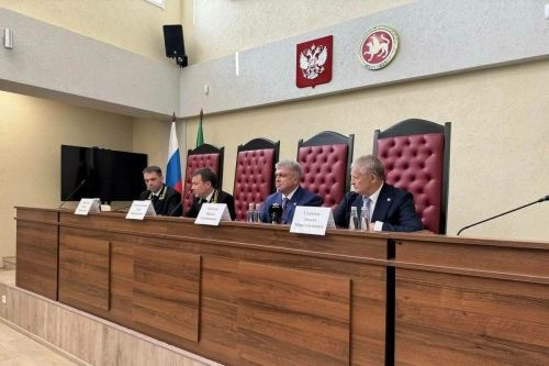 Чаллы суды коллективына яңа рәис тәкъдим иттеләр