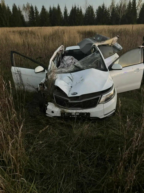Татарстанда KIA автомобиле пошины бәрдергән, пассажир һәлак булган