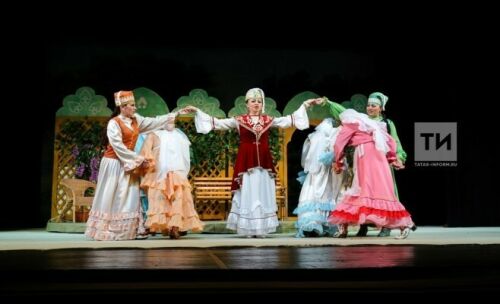 Актаныш районының Киров авылы мәдәният йортының халык театрының "Ак калфак" спектакле 