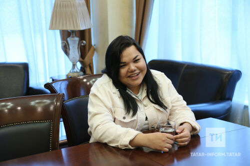Сөмбел Заһидуллина белән интервью