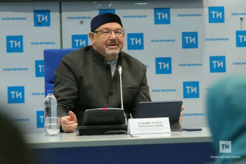 Татарстан мәчетләрендә татар теле курслары башлану уңаеннан матбугат конференциясе