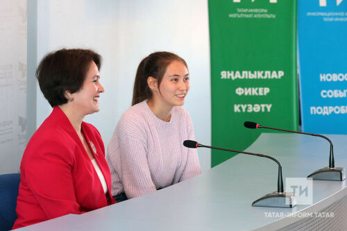 Татар теленнән Республика имтиханын биргән Ләйсән Фатыйхова белән әңгәмә