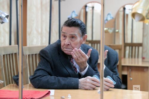 Хәлим Җәләй белән интервьюдан фоторепортаж