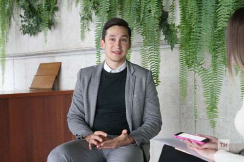 Ришат Әхмәдуллин белән интервьюдан фоторепортаж