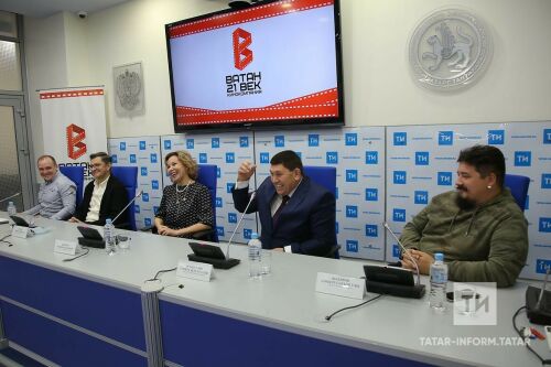 «Ватан 21 гасыр» кинокомпаниясен һәм «Бер-бер хәл» сериалын тәкъдим итү
