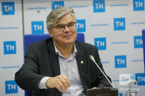 «Туган җир» журналының биш еллыгына багышланган матбугат очрашуыннан фоторепортаж