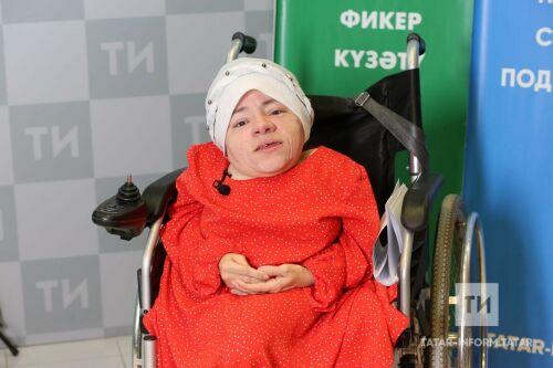 Шагыйрә Лилия Сәлахетдинова-Тимергалиева белән әңгәмәдән фоторепортаж