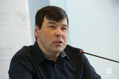 Төмән өлкәсе "Яшь буын" татар яшьләре оешмасы җитәкчесе Фәрит Корманов белән әңгәмә