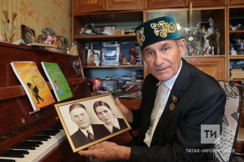 Татарстанның халык артисты Миңгол Галиев белән әңгәмәдән фоторепортаж