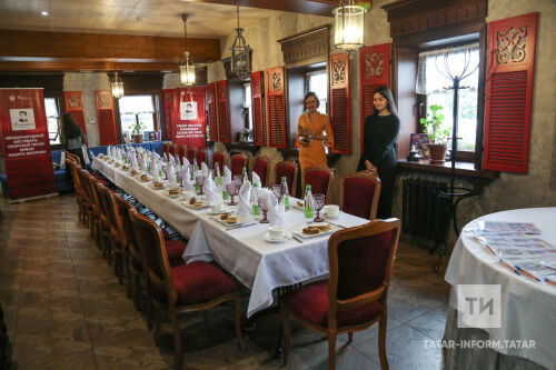  Рәшит Ваһапов фондының матбугат вәкилләре белән очрашуыннан фоторепортаж