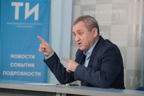 Тамада һәм журналист Гамил Нур белән интервьюдан фоторепортаж