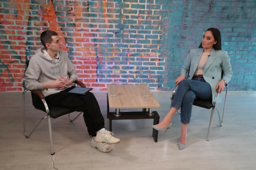 Гөлназ Сәфәрова белән «Гадел әңгәмә»дән фоторепортаж