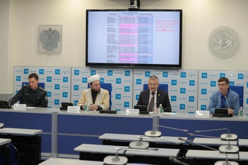 Корбан бәйрәмендә санитария иминлегенә багышланган матбугат очрашуыннан фоторепортаж