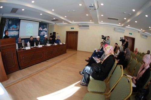 Рамазан аен уздыру тәртипләре турында матбугат конференциясеннән фоторепортаж