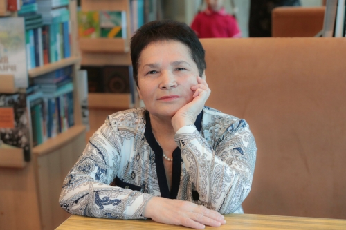 Журналист Люция Фаршатова белән әңгәмәдән фоторепортаж