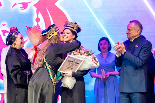 «Яз гүзәле-2023» бәйгесе финалыннан фоторепортаж