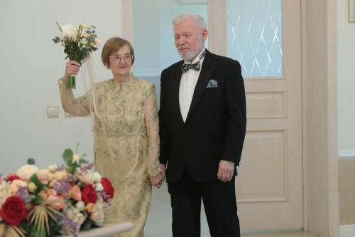 Ренат Харис һәм тормыш иптәше Лилия ханымның бриллиант туеннан фоторепортаж