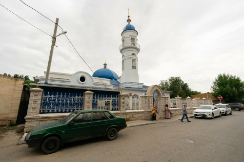 Әстерхан шәһәрендәге ак мәчеттән фоторепортаж