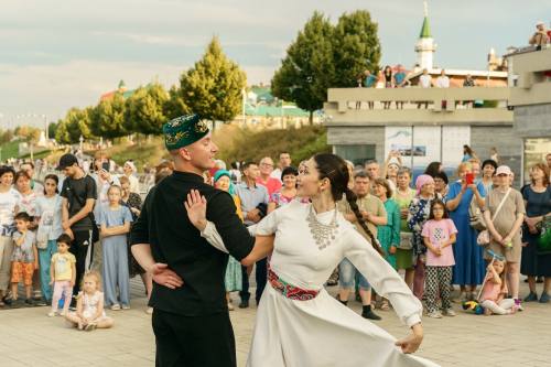 Самара татарларының бию үзенчәлекләренә багышланган остаханәдән фоторепортаж