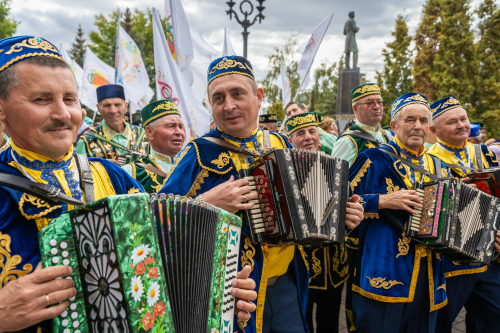 «Гармунчылар парады»ннан фоторепортаж