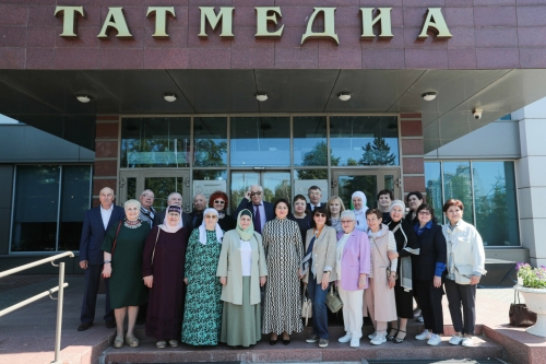 «Татмедиа»да Татарстан Матбугат көне уңаеннан журналистика ветераннары белән очрашудан фоторепортаж