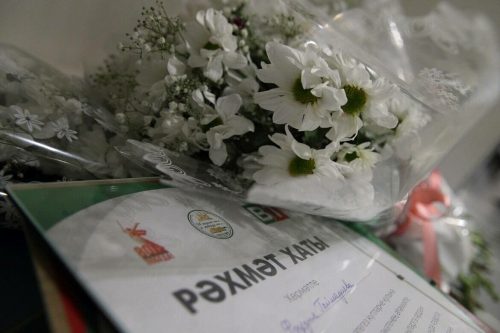 «Ватан хакына» иҗади бәйгесенең бүләкләү тантанасыннан фоторепортаж