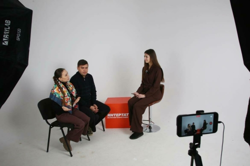 Азат Абитов һәм Гөлсирин Абдуллина белән интервьюдан фоторепортаж