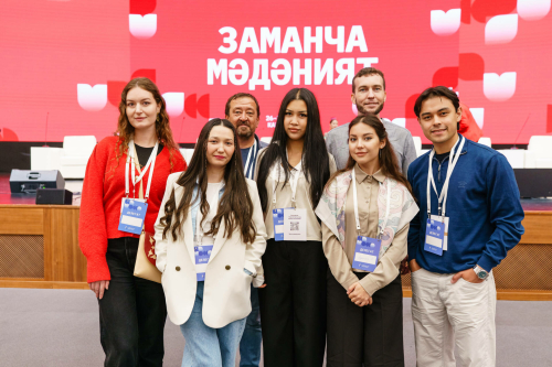 IX Бөтендөнья татар яшьләре форумы сессияләреннән фоторепортаж