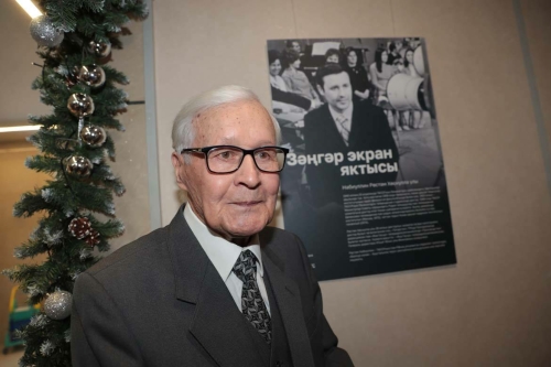 Журналист-ветеран Рөстәм Нәбиуллинның уникаль фотосурәтләре күргәзмәсе ачылышыннан фоторепортаж