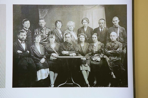 «Мәгариф», «Гаилә һәм мәктәп» журналлары тышлыгындагы геройлар белән очрашудан фоторепортаж