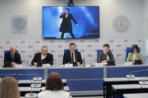 «Созвездие - Йолдызлык» фестивале уңаеннан матбугат очрашуыннан фоторепортаж