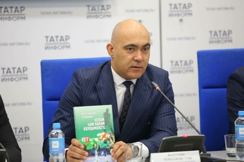 Чаллыда узачак Муса Җәлил истәлегенә көрәш турнирына багышланган матбугат чарасыннан фоторепортаж