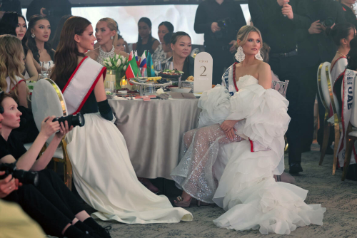 БРИКС халыкара матурлык конкурсы кысаларында узган кичке хәйрия ашыннан фоторепортаж