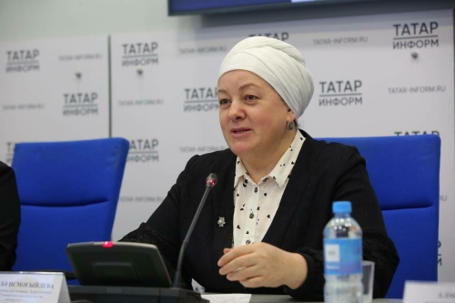 «Кабатланмас моңнар» концертын үткәрүгә багышланган матбугат очрашуыннан фоторепортаж