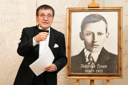 Идрис Газиевның Тукайга багышланган лекция-концертыннан фоторепортаж