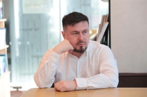 «Татаркино» җитәкчесе Ильяс Гафаров белән әңгәмәдән фоторепортаж