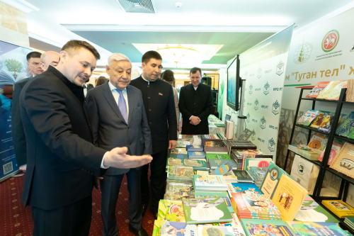 «Туган тел» форумы күргәзмәсе ачылышыннан фоторепортаж
