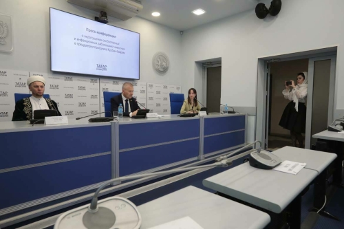 Корбан бәйрәме алдыннан йогышлы терлек авыруларын кертмәүгә багышланган матбугат очрашуыннан фоторепортаж