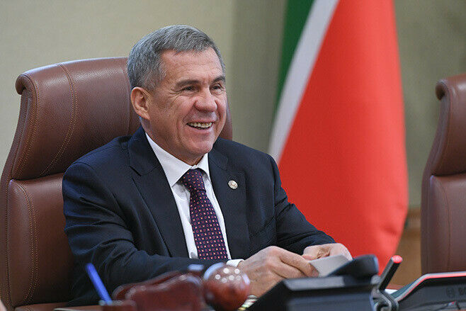 Татарстан Президенты Берләшкән Гарәп Әмирлекләренә эшлекле сәфәр кыла