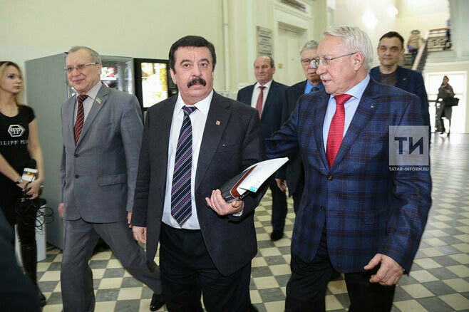 Сергей Шахрай: Россия Конституциясе белән горурланыр өчен нигез бар