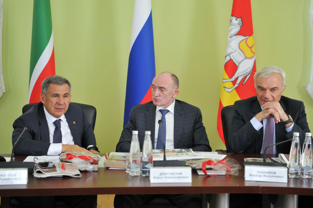 Р.Миңнеханов Чиләбедә татар милли үзенчәлеген саклау өчен бөтен шартлар бар дип исәпли