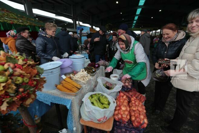 Узган дүрт авыл хуҗалыгы ярминкәсендә 300 млн сумга якын продукция сатылган