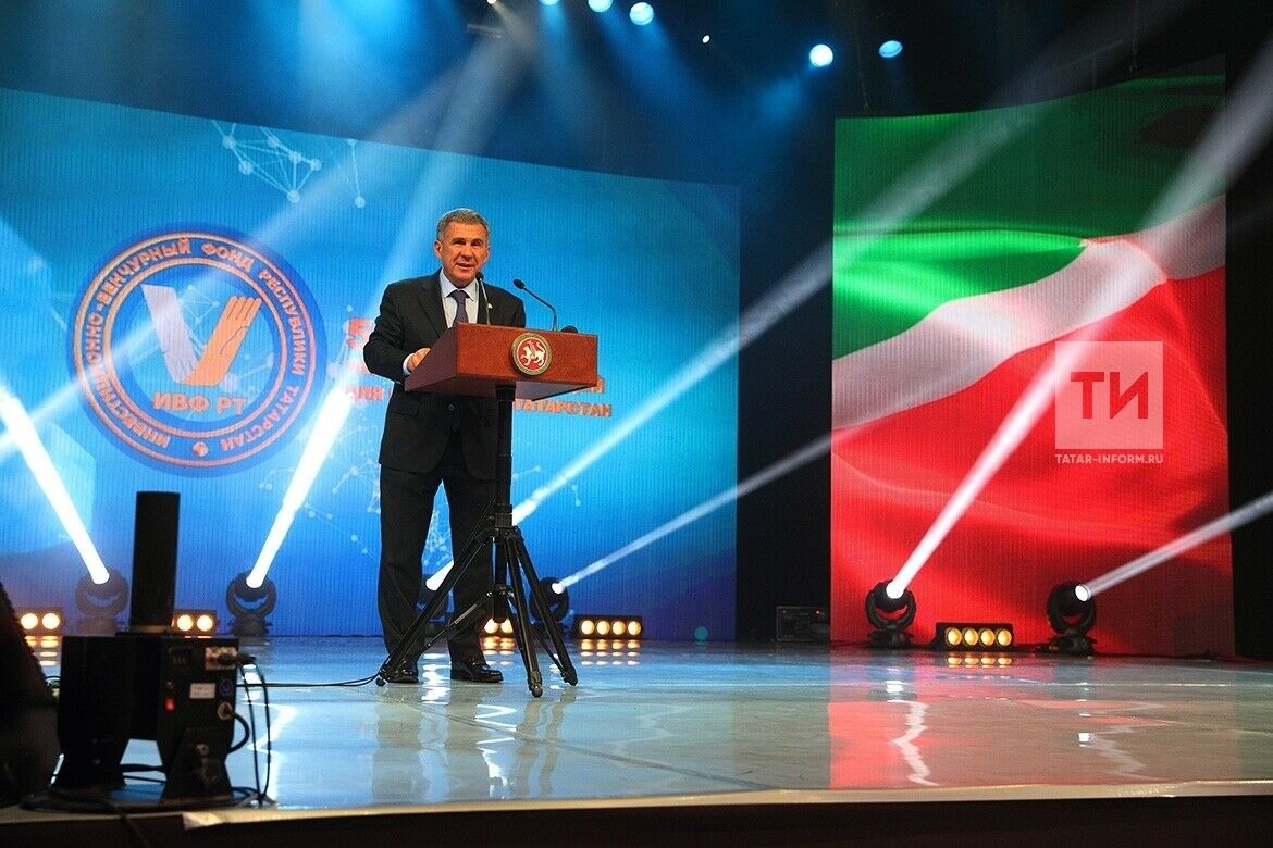 Миңнеханов Татарстан инноваторларын проектлары белән республика чикләрен узарга чакырды