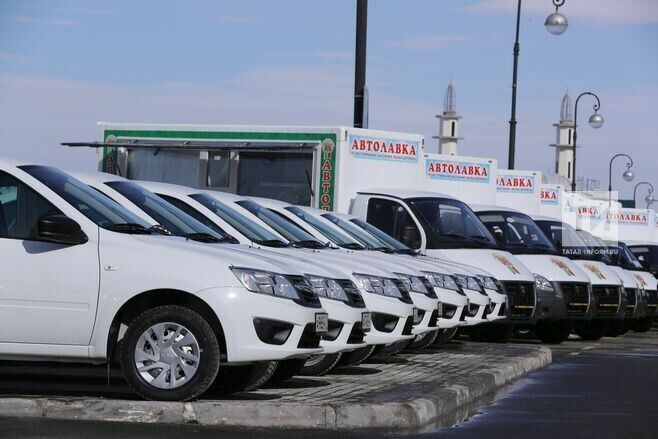 Татарстанның нәсел эше орлыкчылык идарәсенә 23 эш машинасы тапшырылды