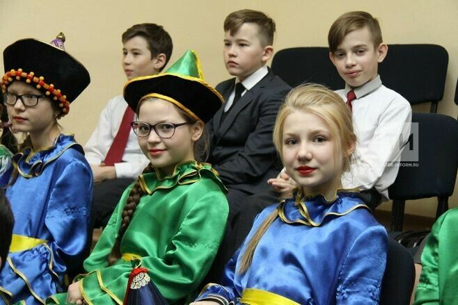 Татарстан халыклары балалар уеннары видеохрестоматиясе дөнья күрде