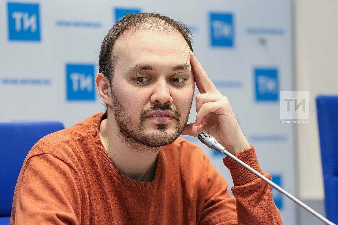 “Әлиф”челәр Казанда татар иҗади яшьләренә эксперименталь сәхнә булмау проблемасын күтәрә