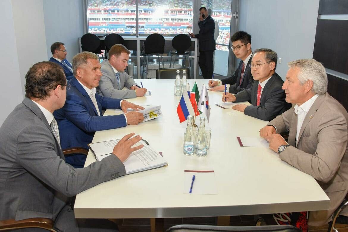 Татарстан Президенты Көньяк Корея белән хезмәттәшлек итүнең потенциалы зур булуын белдерде