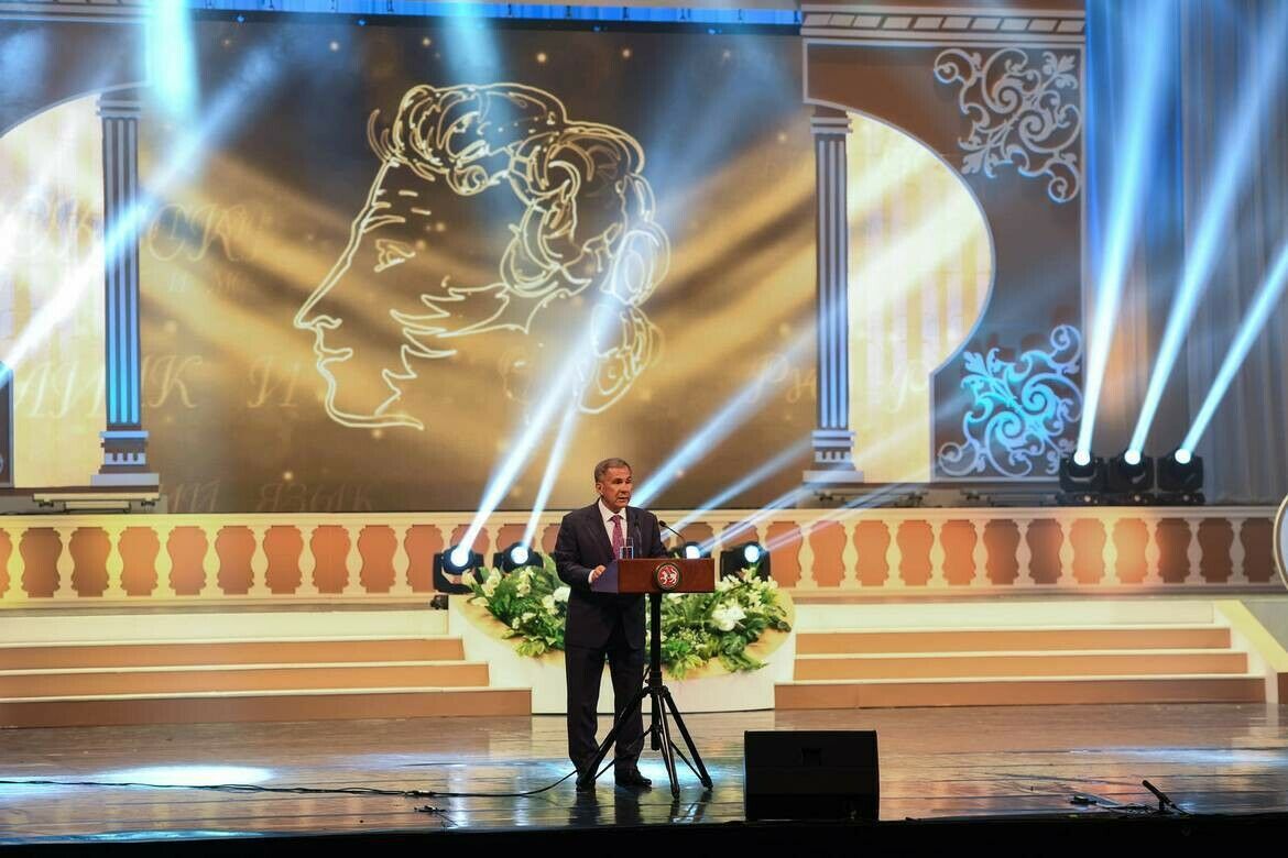 Татарстан Президенты: Якын арада Пушкин исемендәге мәдәни үзәкне ачабыз