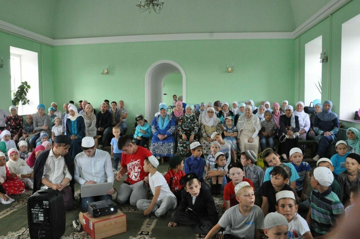 Саба җәмигъ мәчетендә җәйге каникулда балалар өчен ял итү сәгатьләре тәмамланды