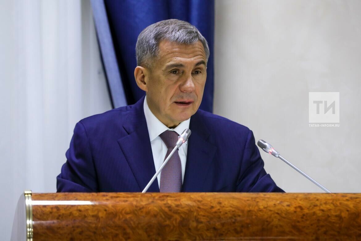 Рөстәм Миңнеханов Татарстанда капиталь ремонт барышын тикшерде